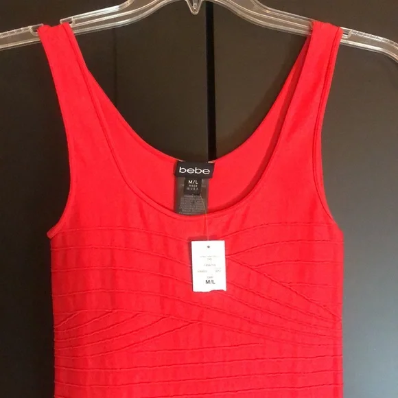 ♥️💋 NWT! Red Hot Bodycon Bebe Dress. Sizzle in this stunner! Size M/L - Picture 2 of 12
